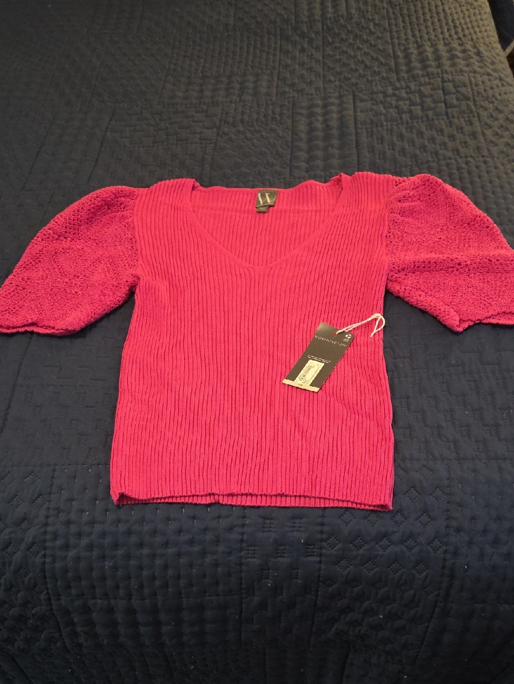 Worthington Fuchsia V-Neck Puff Sleeve Sweater